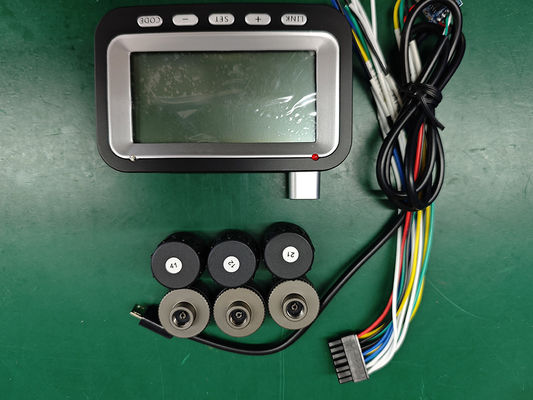 AHD 1080P সমর্থন তেল স্তর এবং টায়ার চাপ পর্যবেক্ষণ ট্রাক / লজিস্টিক যানবাহন জন্য 8-চ্যানেল ভিডিও রেকর্ডার MDVR